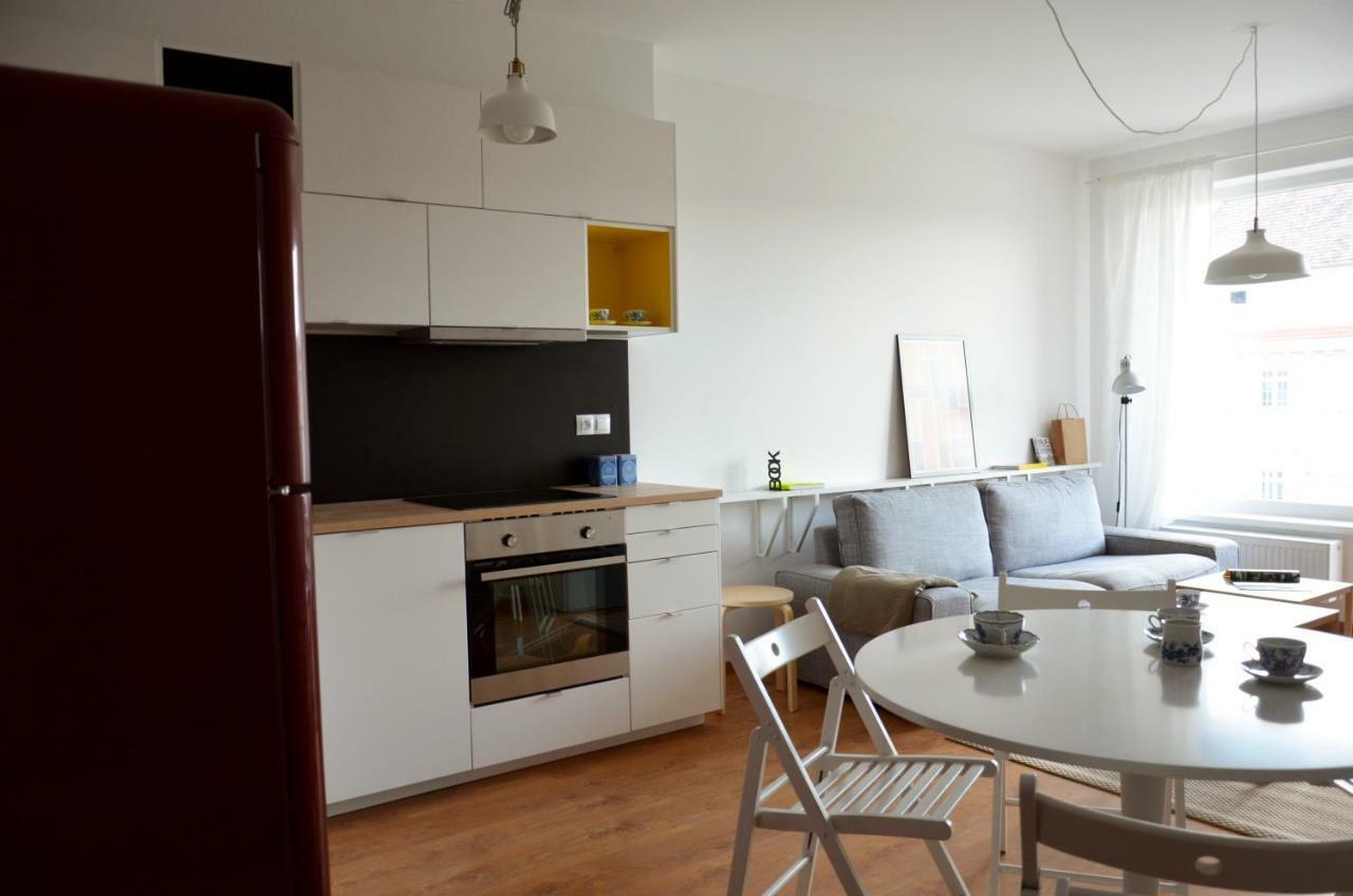 Brand New Apartment. Parking Spot Included! Bratislava Exterior photo