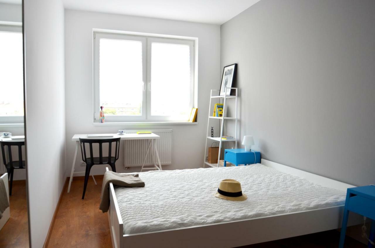 Brand New Apartment. Parking Spot Included! Bratislava Exterior photo